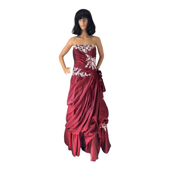 Burgandy Ball Gown Sweetheart Beading Long Taffeta Quinceanera Dress size Medium - Picture 3 of 16